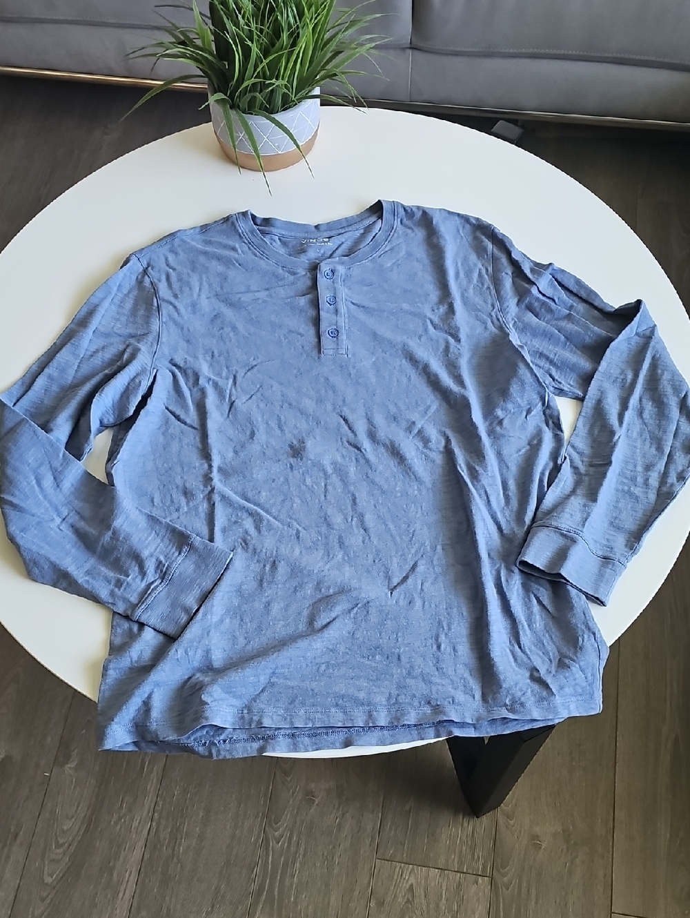 Vince Men's Long Sleeve Henley Shirt Blue